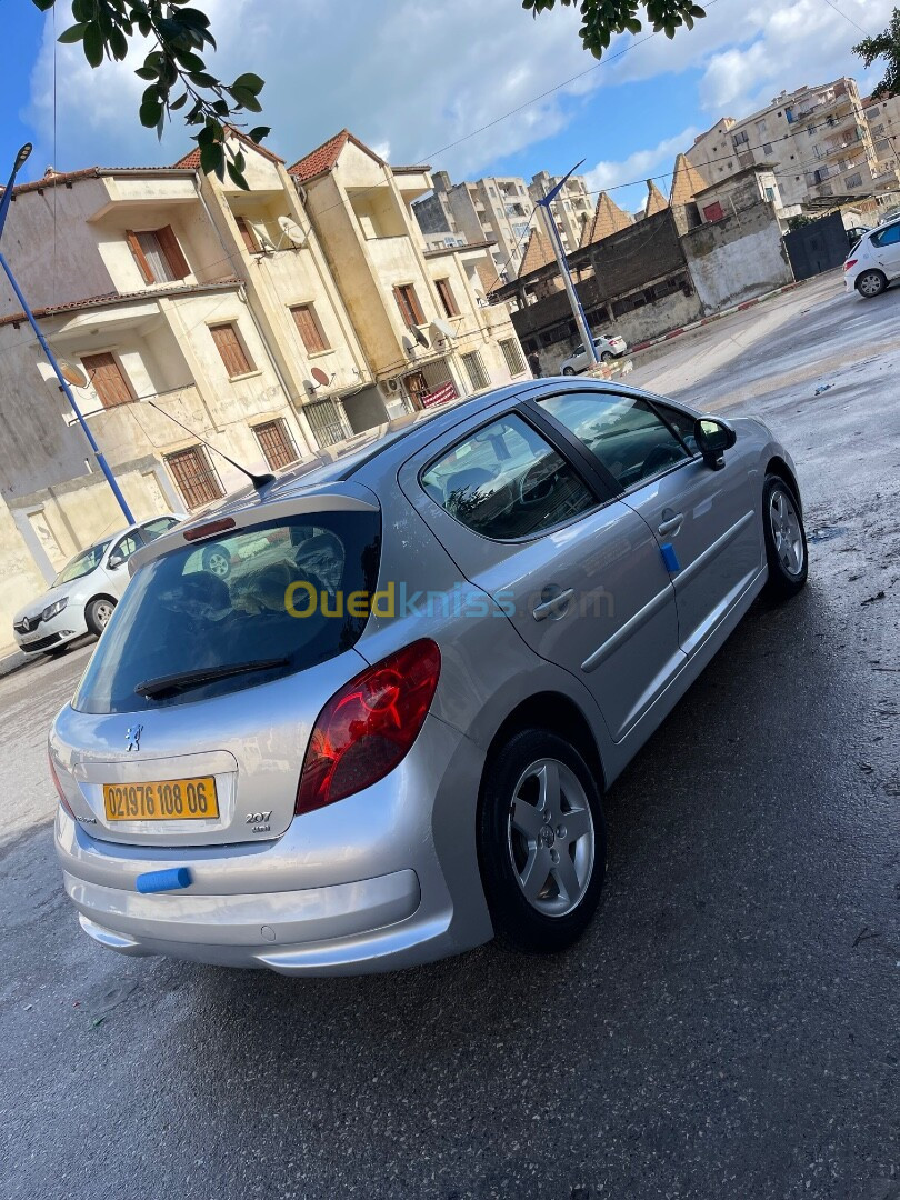 Peugeot 207 2008 207