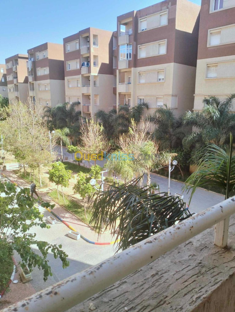 Vente Appartement F5 Alger Bordj el bahri