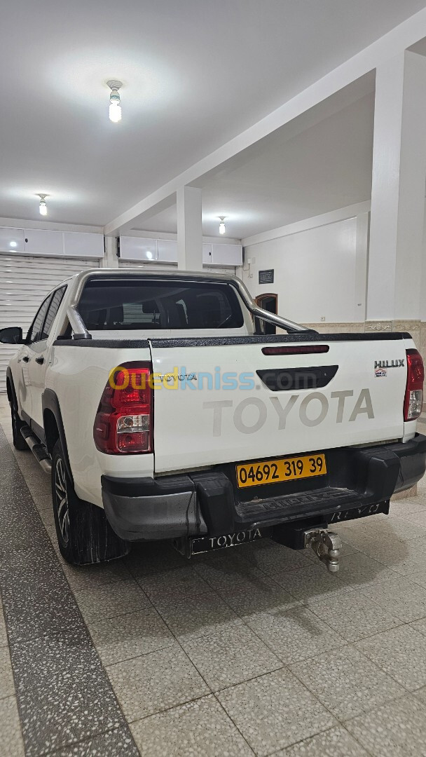 Toyota Hilux 2019 LEGEND DC 4x4 Pack Luxe