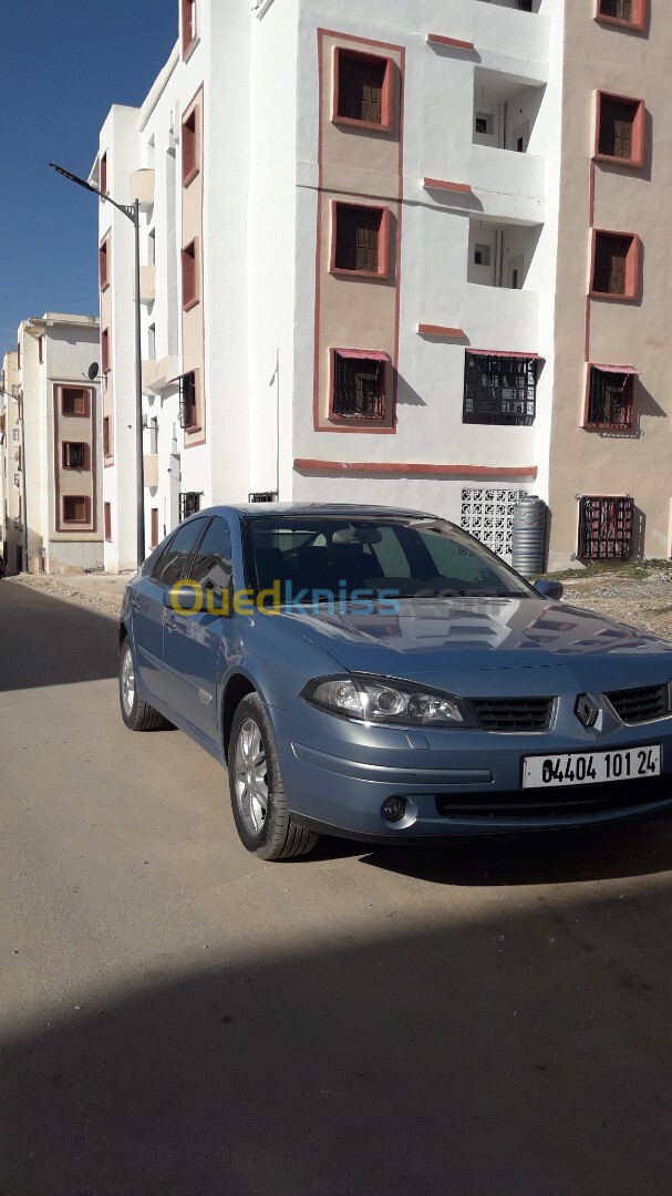 Renault Laguna 2 2001 Initial paris