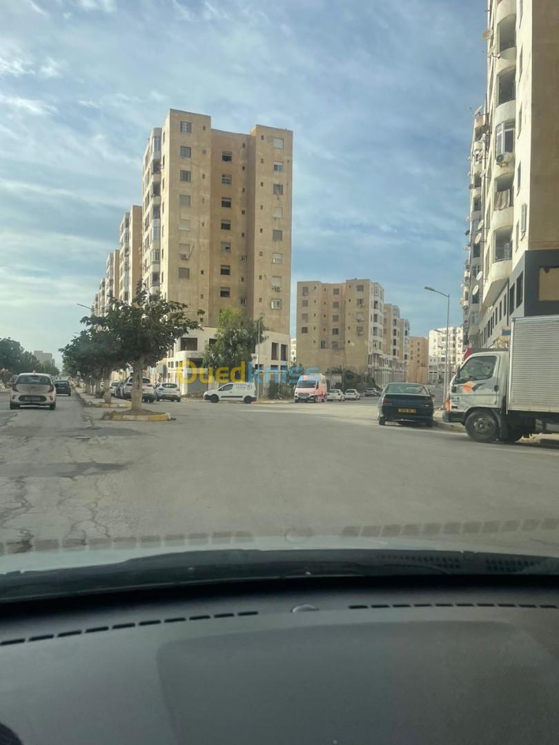 Vente Appartement F4 Alger Bordj el bahri