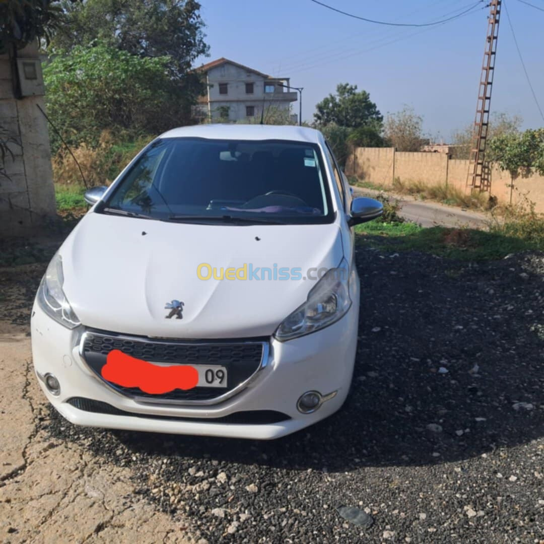 Peugeot 208 2013 Access