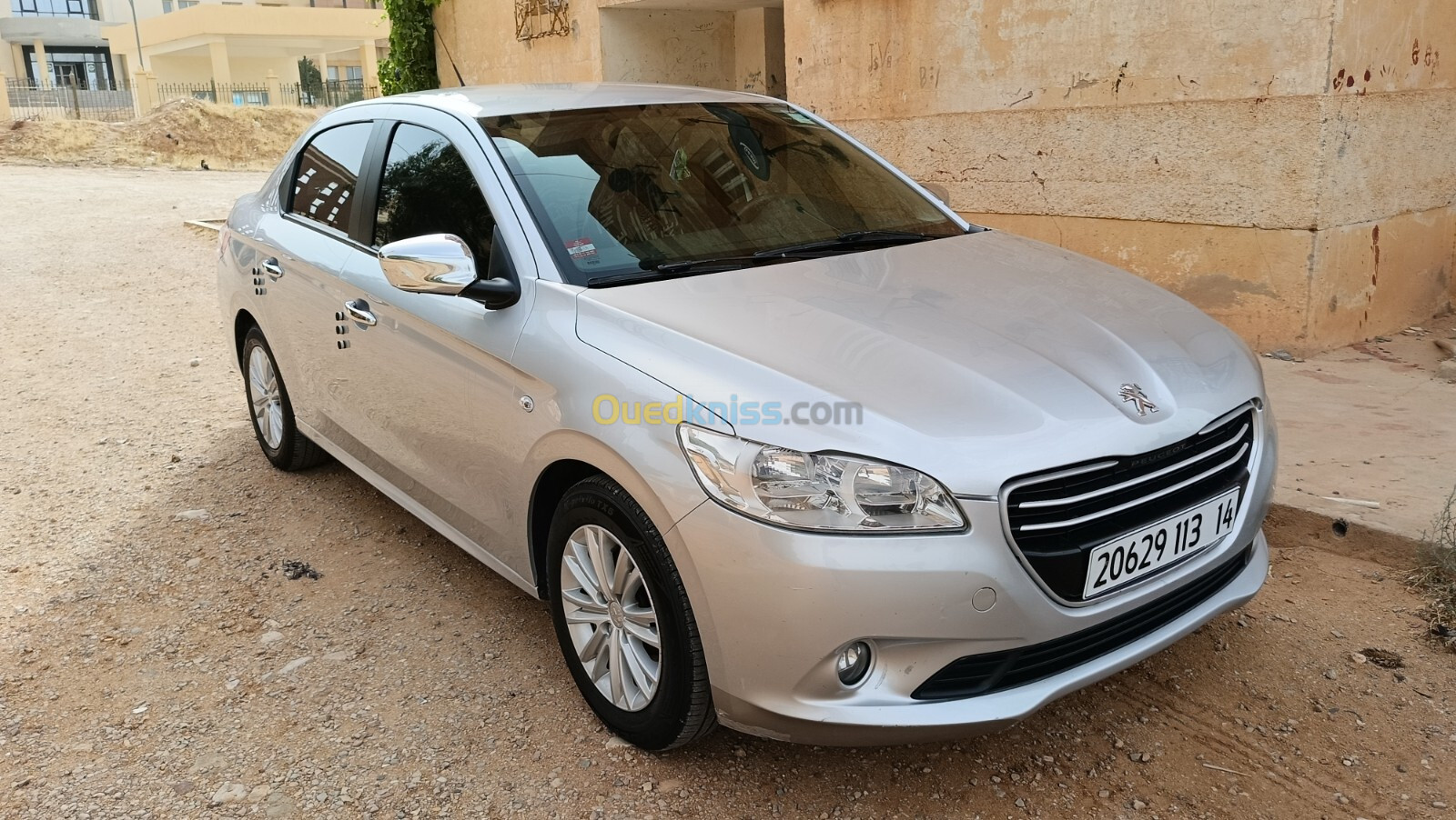 Peugeot 301 2013 Allure