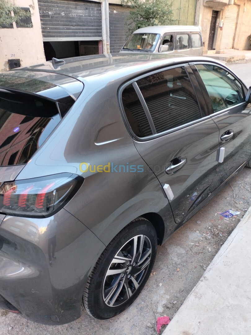 Peugeot 208 2022 Allure Facelift