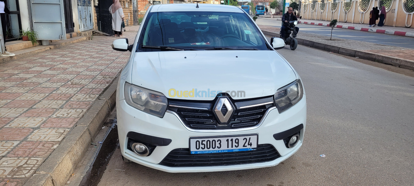 Renault Symbol 2019 white edition