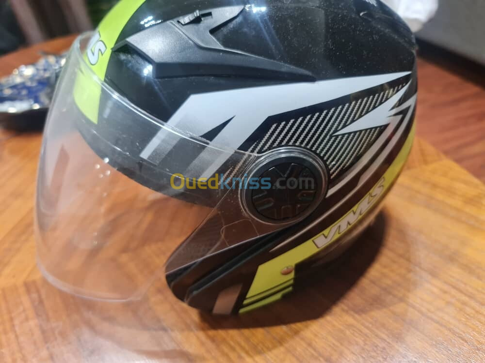 Casque original pour moto scooter 