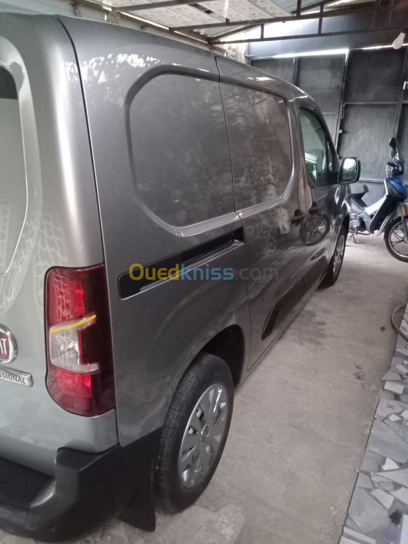 Fiat Doblo 2024 جزاءرية 2مقاعد