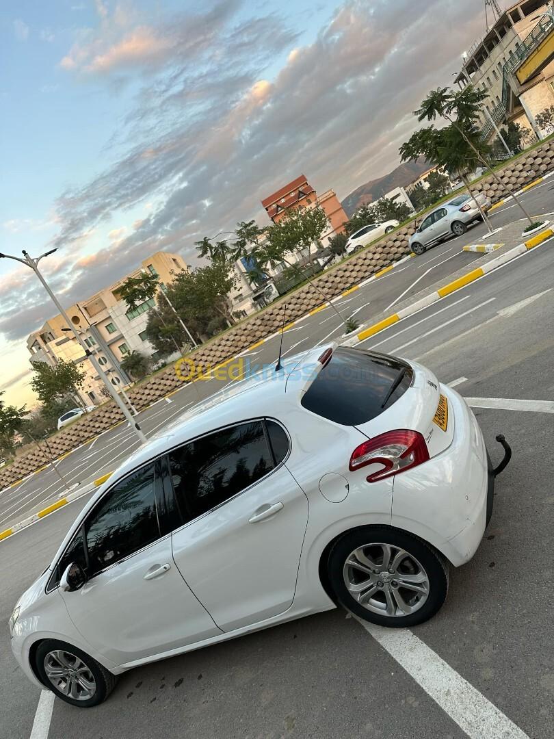 Peugeot 208 2014 Allure