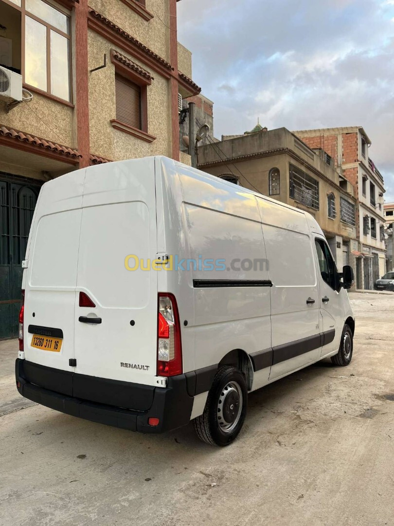 Renault master 2011