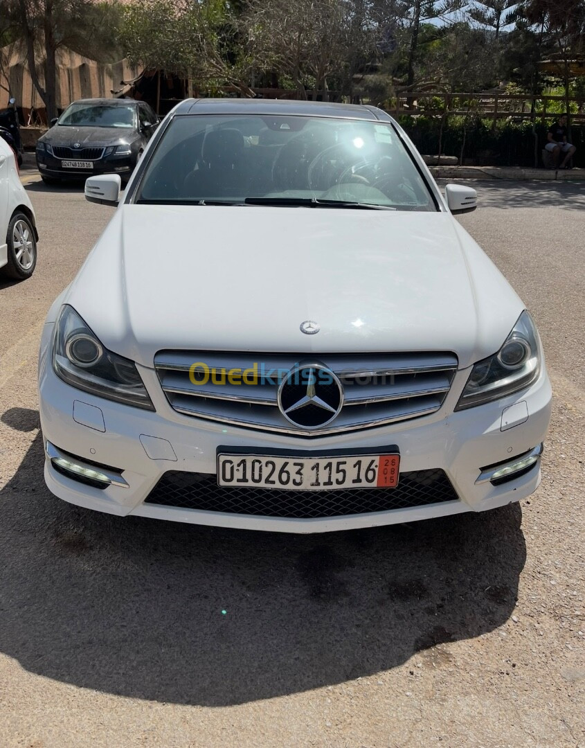 Mercedes Classe C 2015 250 AVANTGARDE Designo