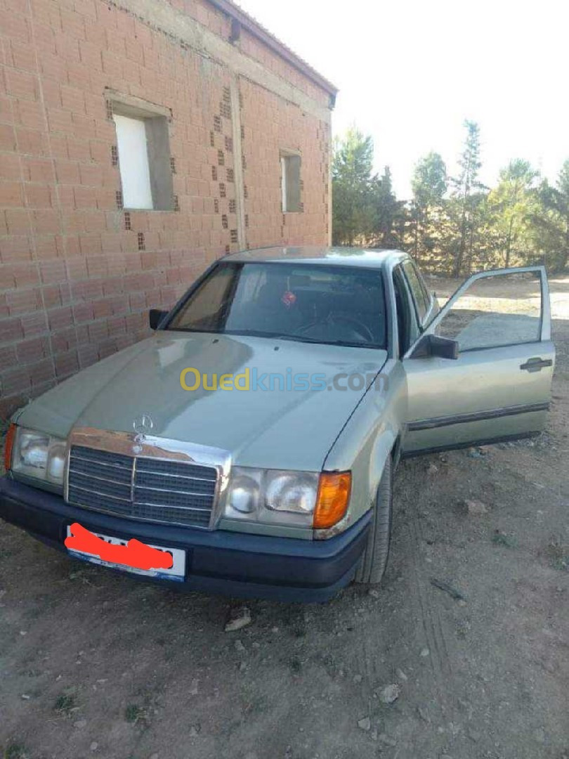 Mercedes Classe E 1988 Classe E