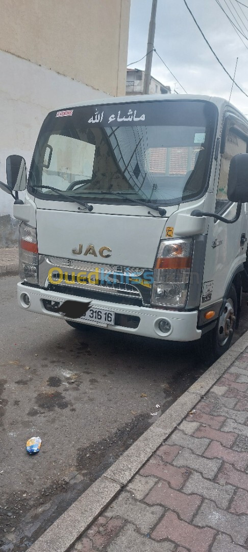 JAC 1040s 