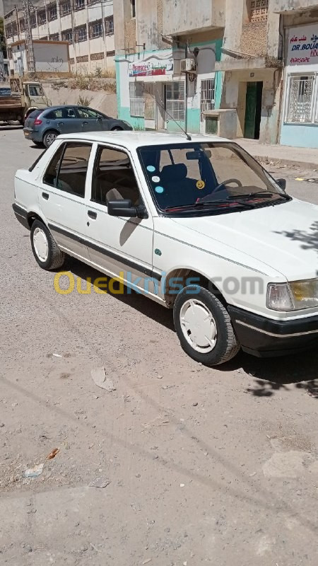 Peugeot 309 1990 309