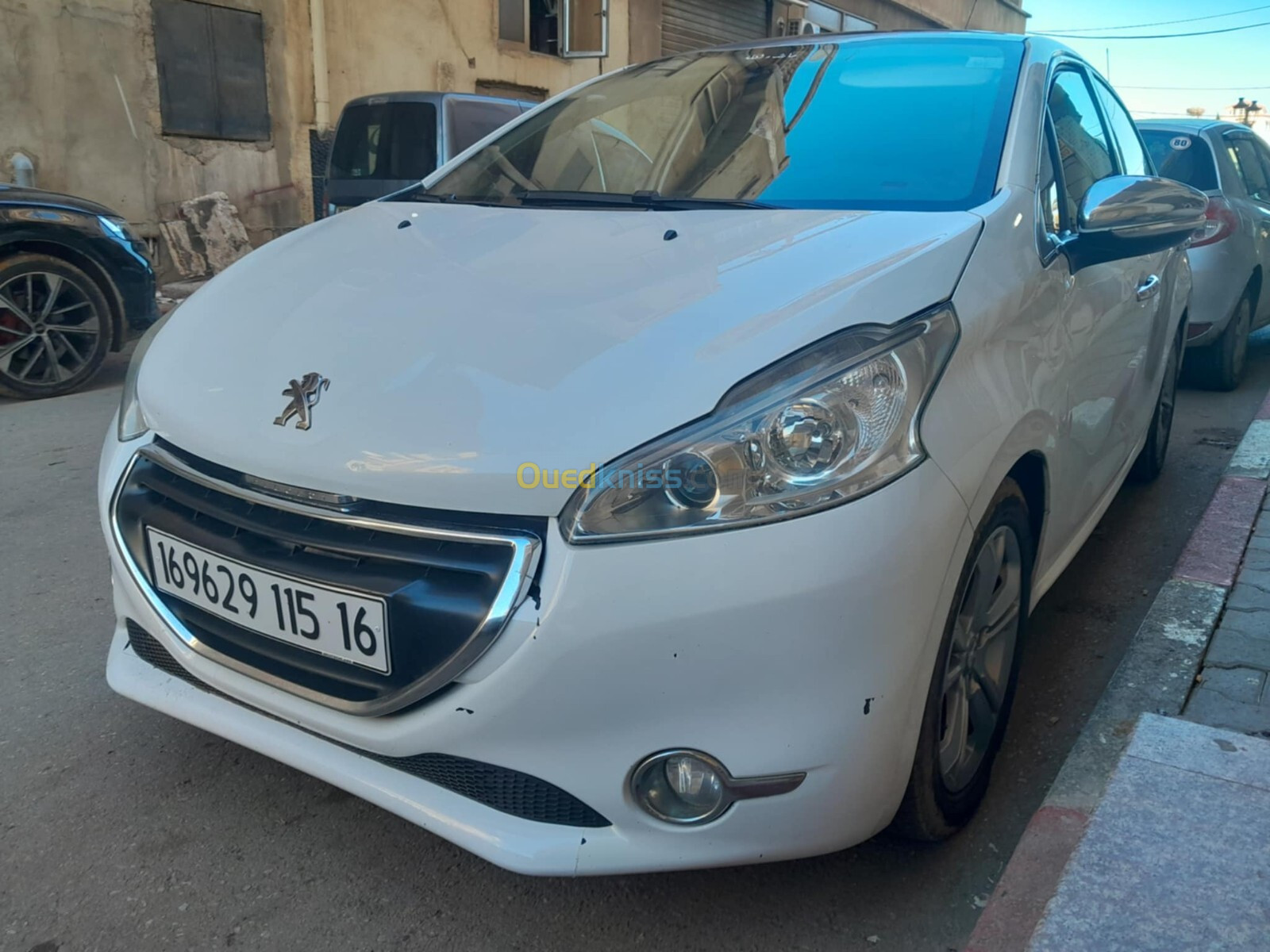 Peugeot 208 2015 Allure