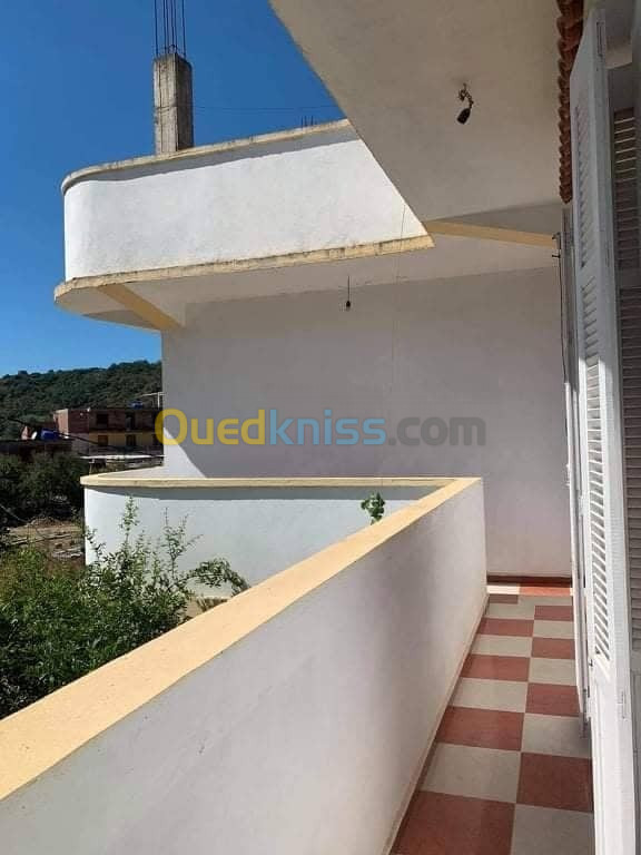 Location vacances Niveau De Villa F2 Jijel Ziama mansouriah