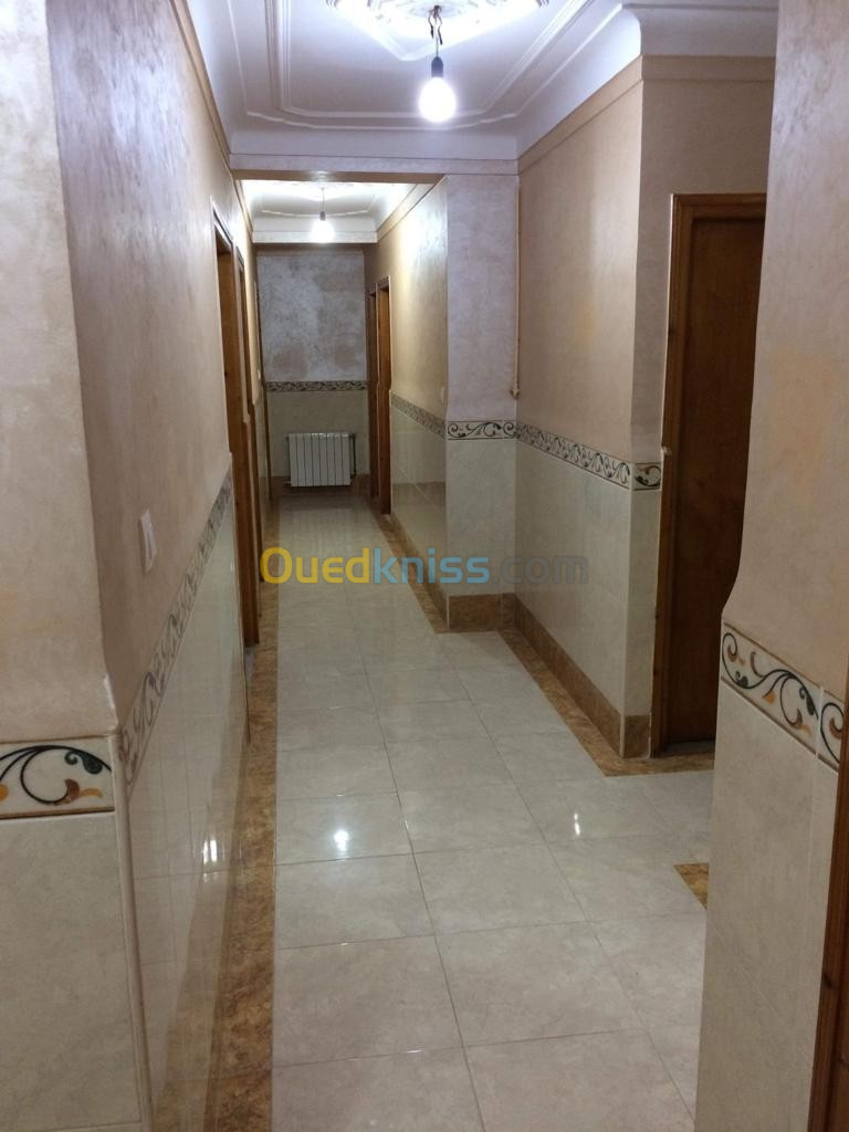 Location Appartement F5 Alger Souidania