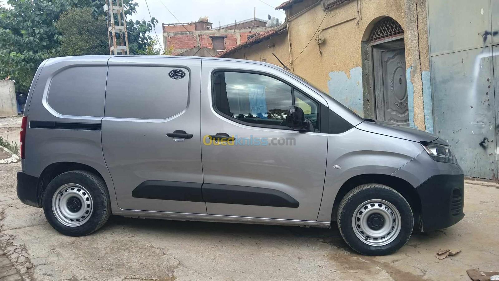 Fiat DOBLO 2023 