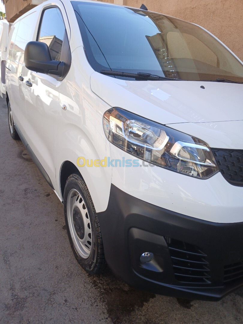 Fiat Professional SCudo 2024 Par 17