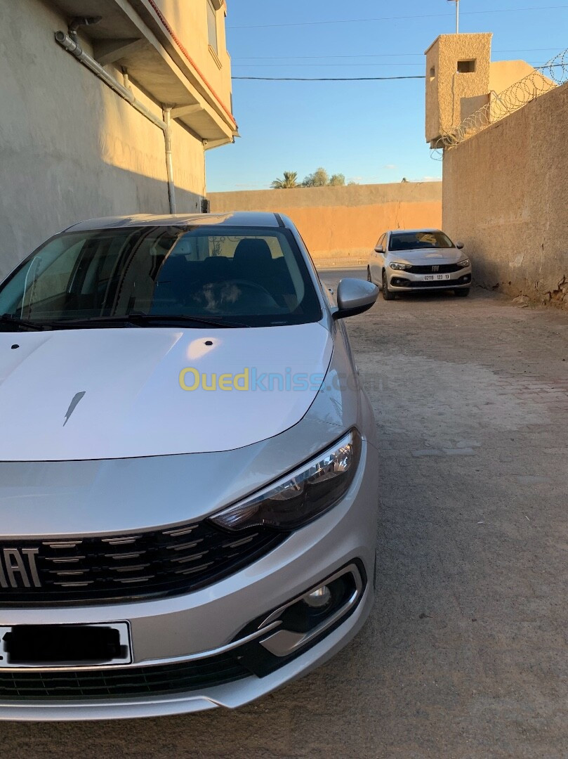 Fiat Tipo Sedan 2024 Urbain +