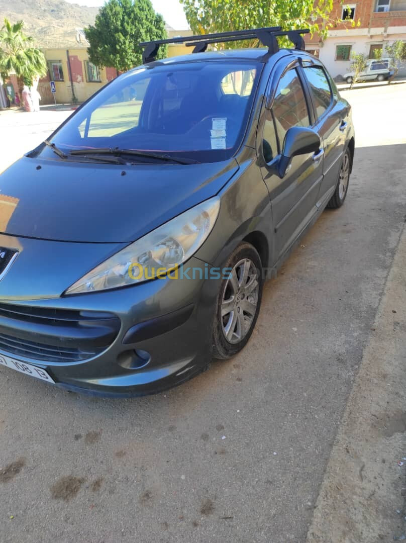 Peugeot 207 2008 Sportium