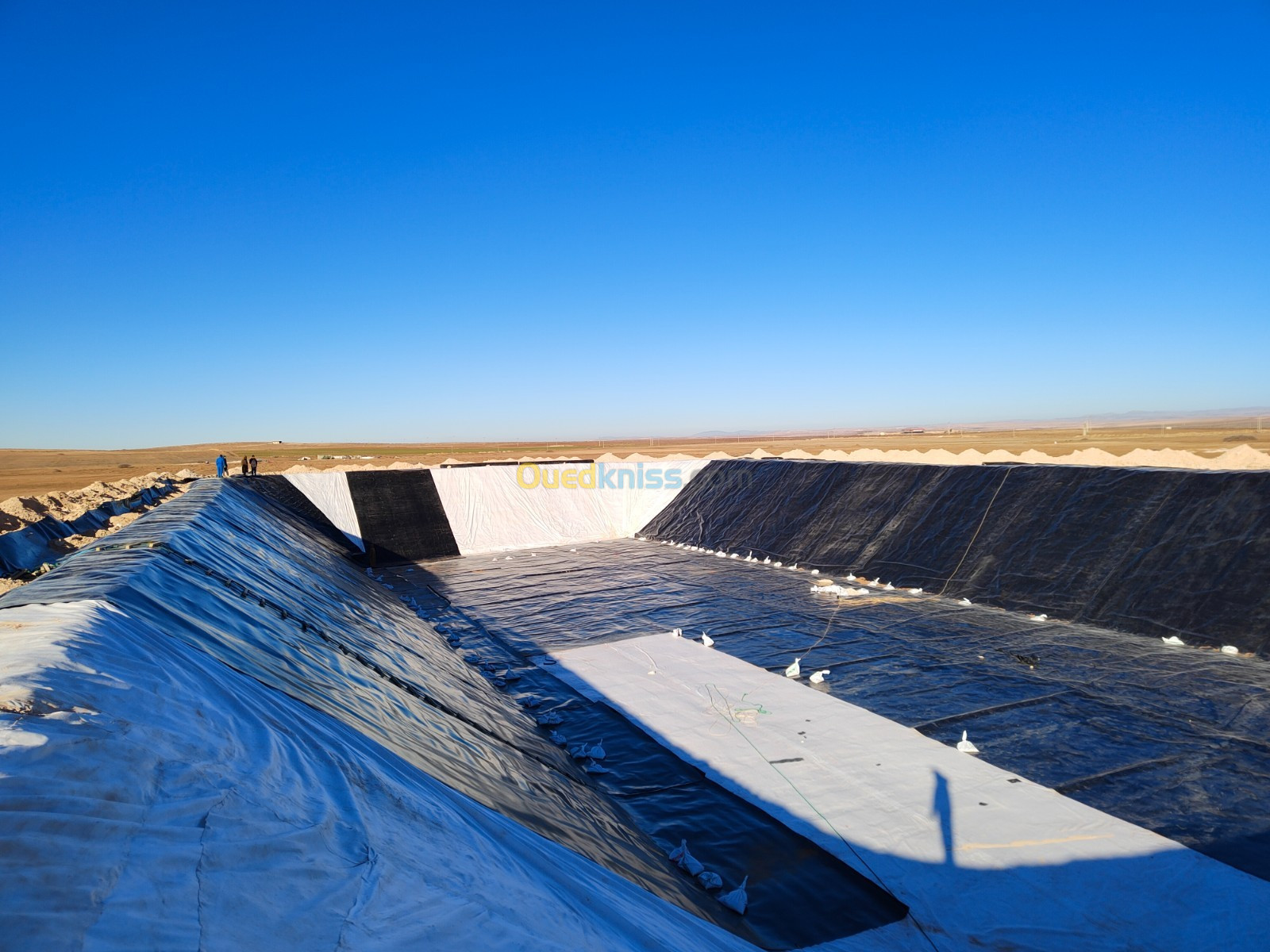 Bassin d'irrigation et d'aquaculture en geomembrane