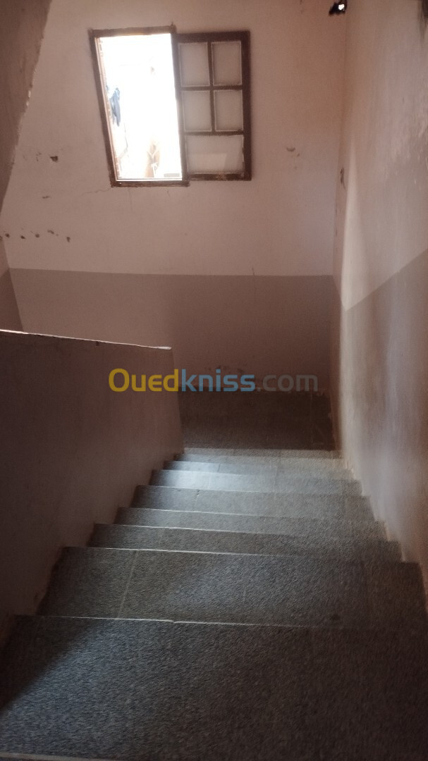 Location Niveau De Villa F2 Alger Draria