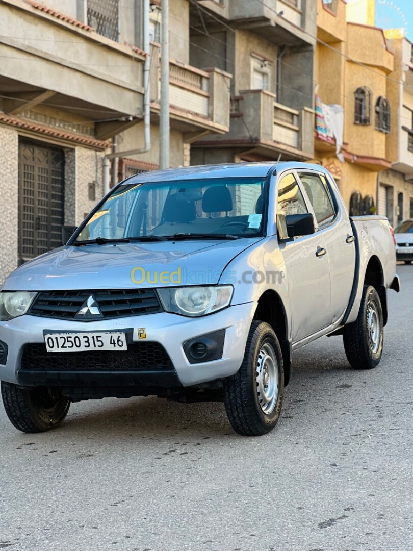 Mitsubishi L200 2015 Doube cabine Evolution