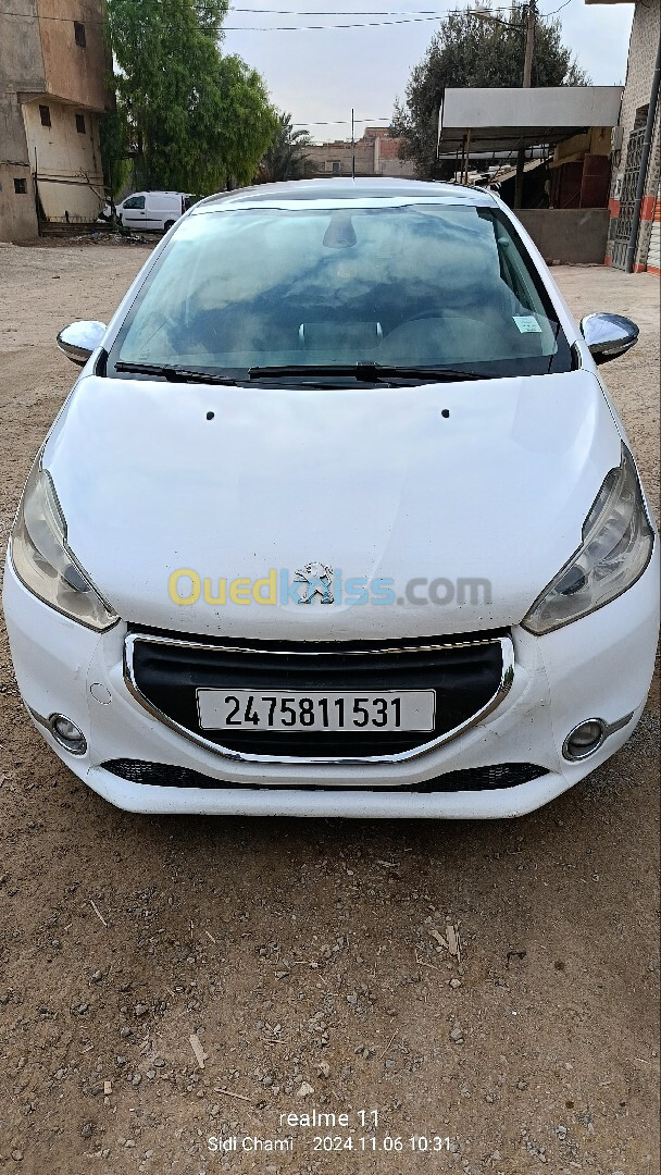 Peugeot 208 2015 Allure