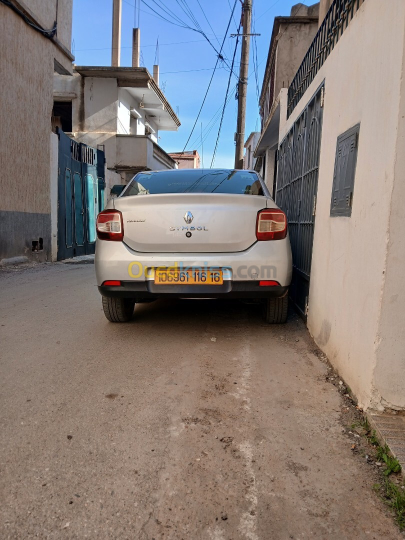 Renault Symbol 2016 Collection