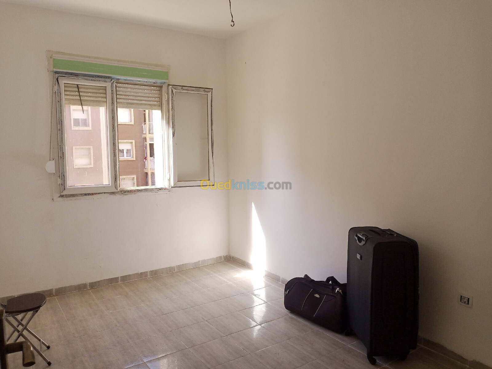 Echange Appartement F3 Tipaza Bou ismail