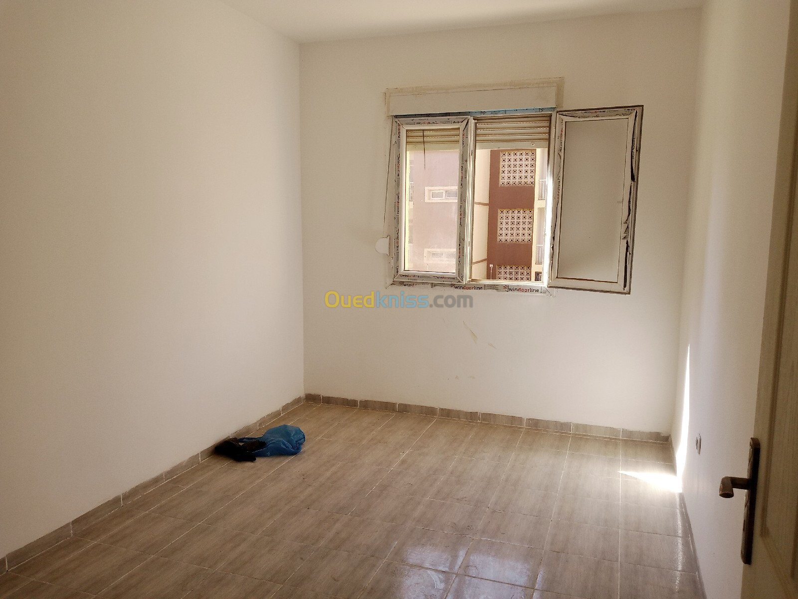 Echange Appartement F3 Tipaza Bou ismail