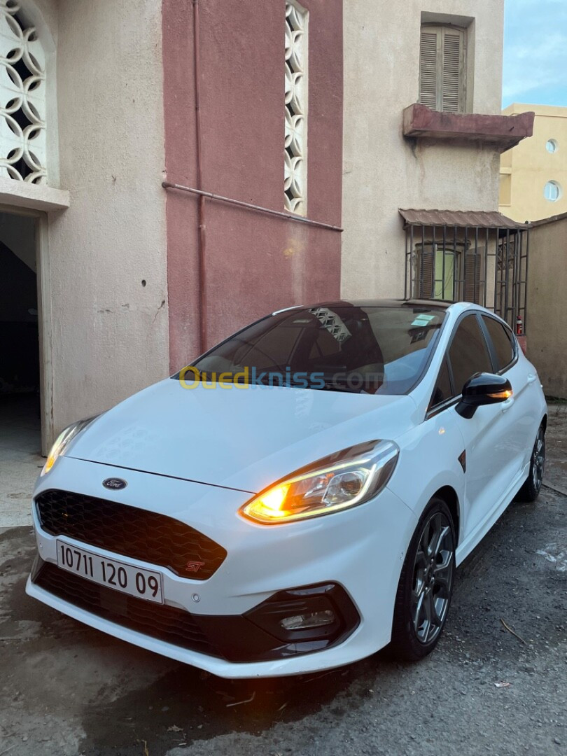 Ford Fiesta 2020 St line