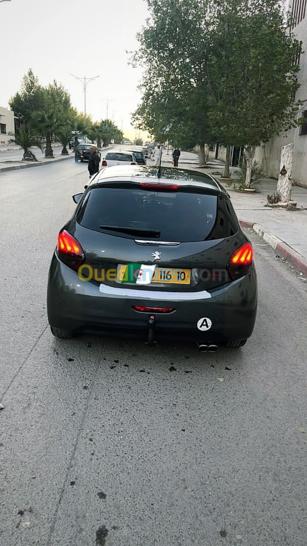 Peugeot 208 2016 