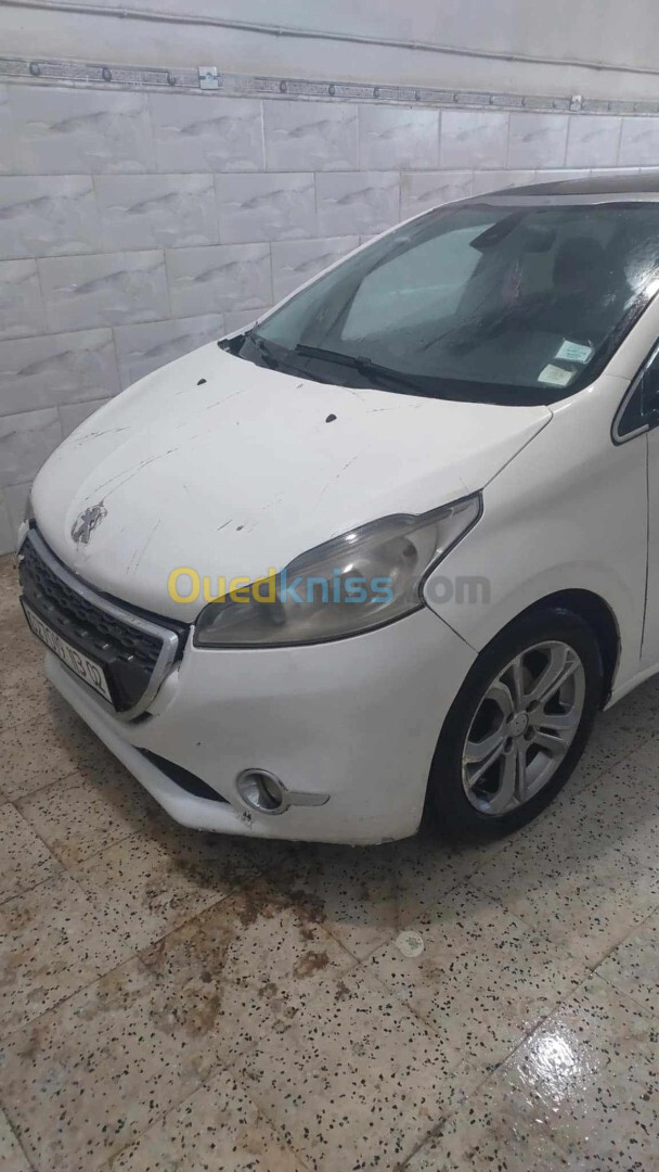 Peugeot 208 2013 208