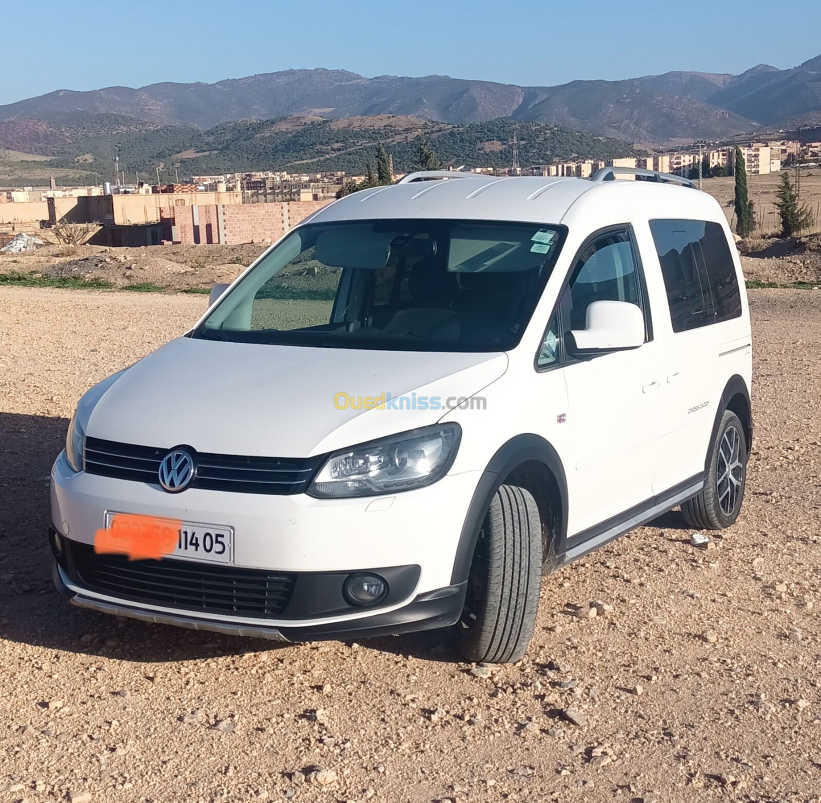 Volkswagen Caddy 2014 cross