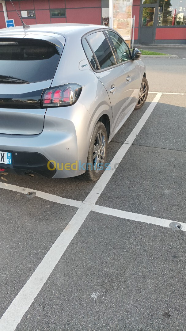 Peugeot 208 2022 Style