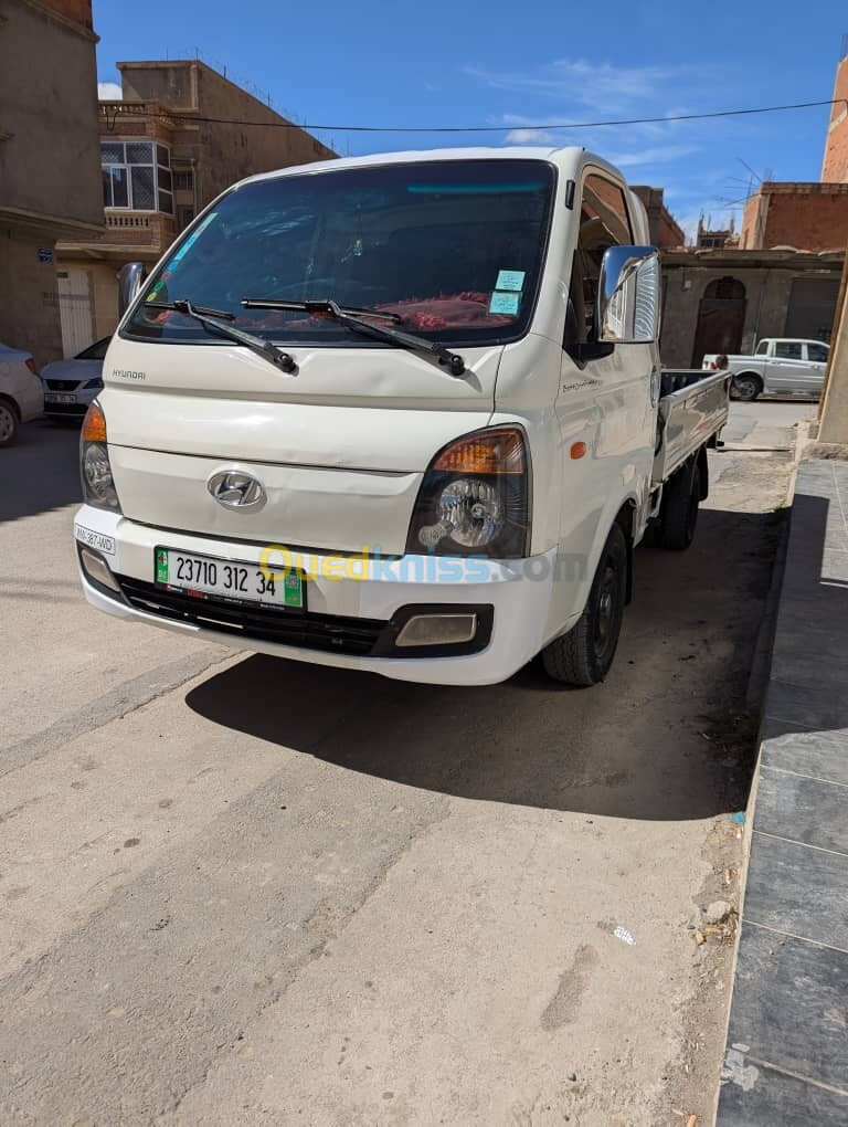 Hyundai H100 2012