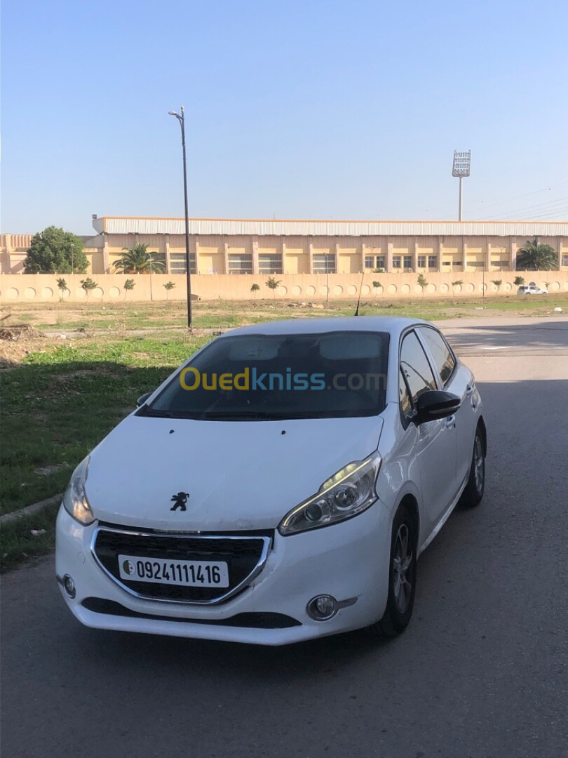 Peugeot 208 2014 Allure