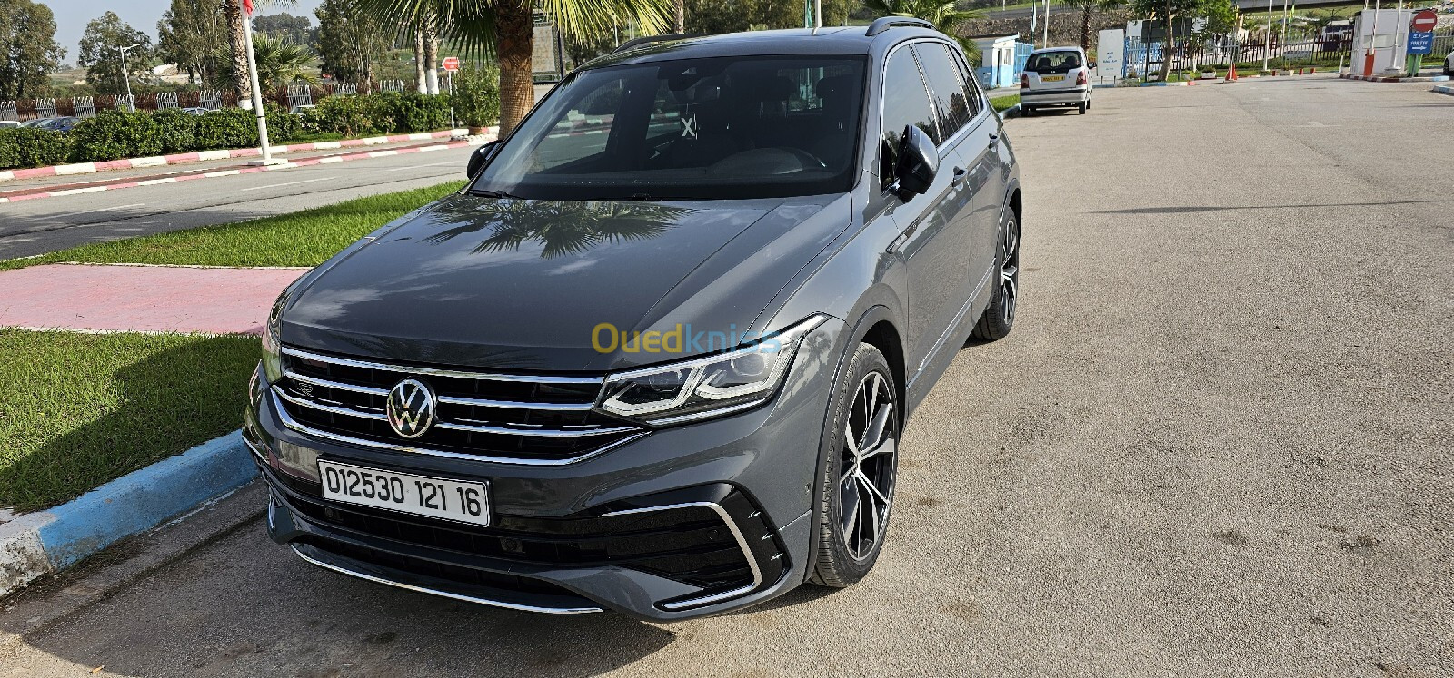 Volkswagen New Tiguan 2021 R-Line