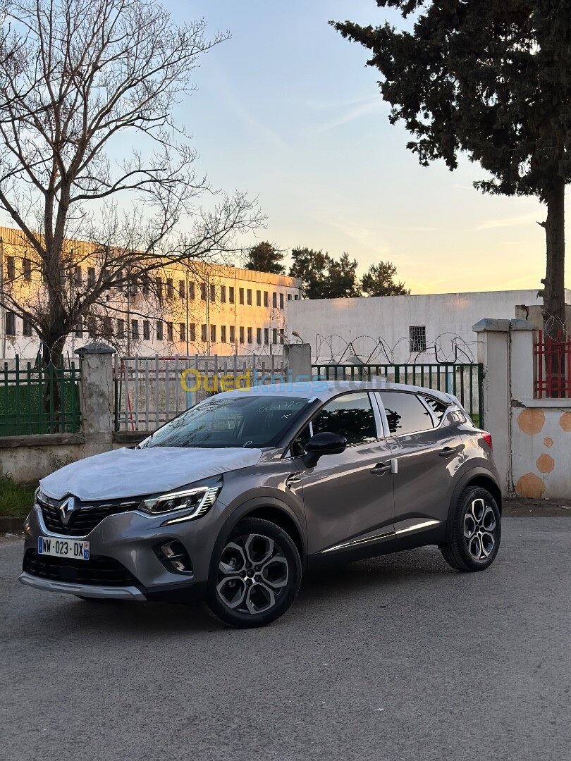 Renault Captur 2024 Inteste