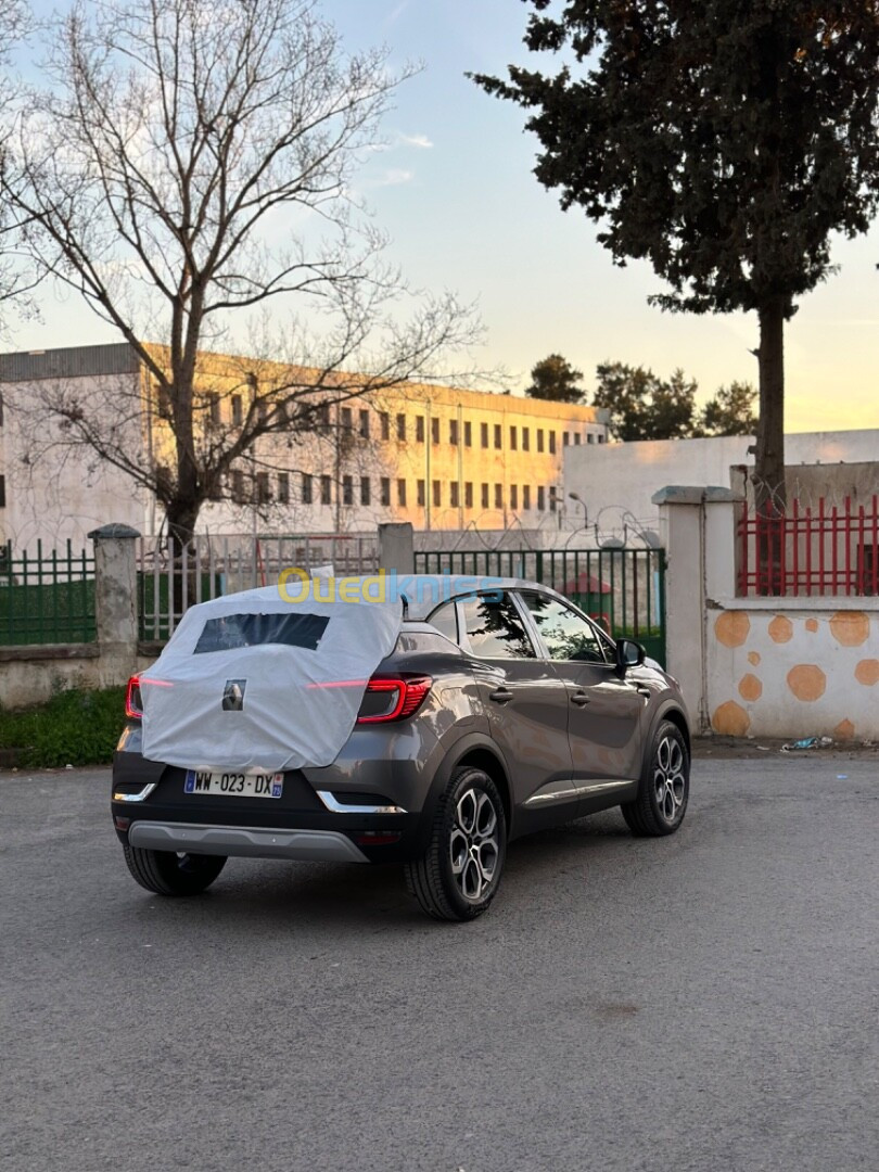 Renault Captur 2024 Intense