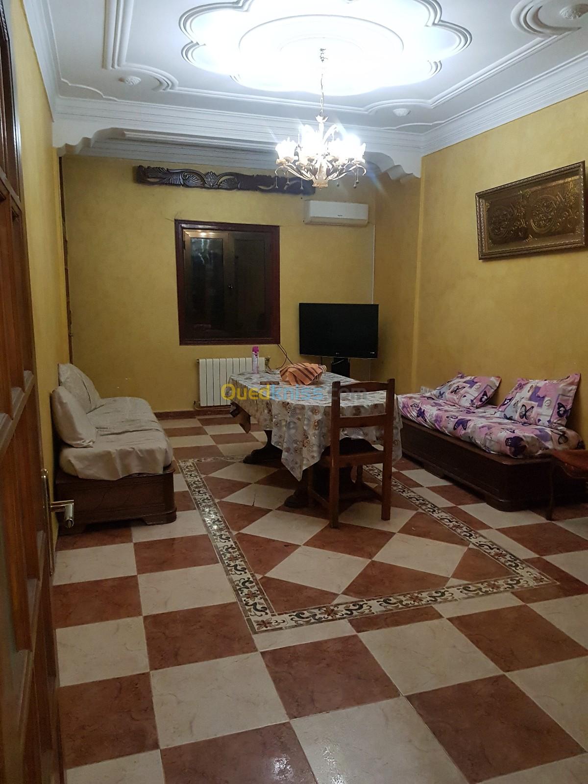 Location vacances Appartement F3 Alger Mohammadia