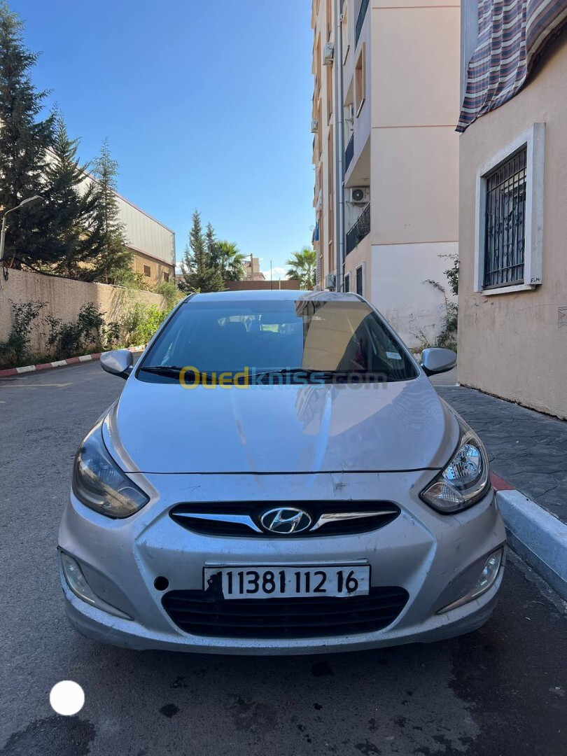 Hyundai Accent RB  5 portes 2012 Style