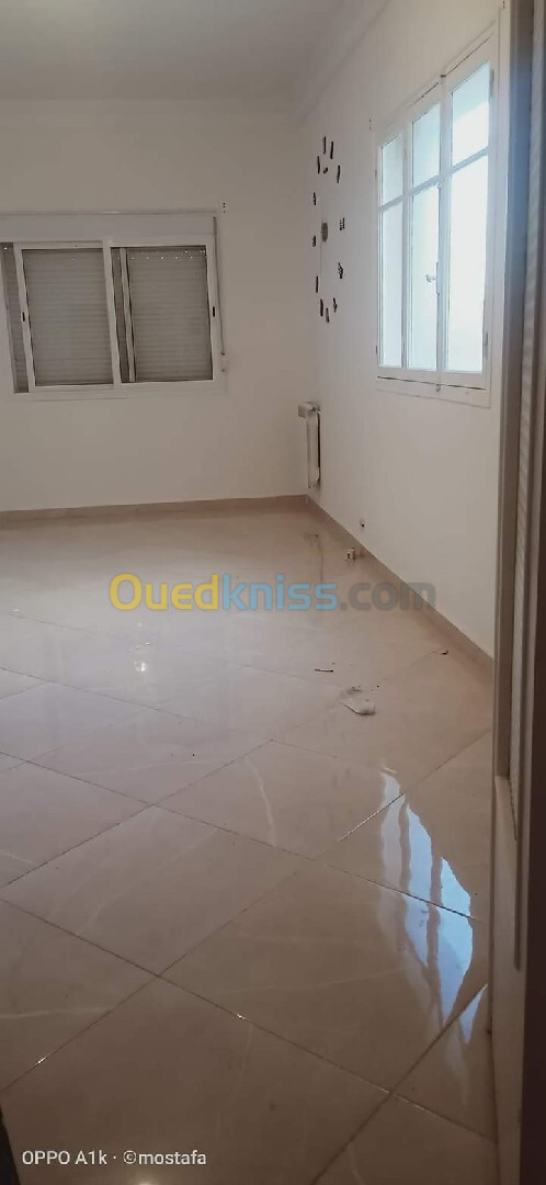 Location Appartement F3 Alger Bouzareah