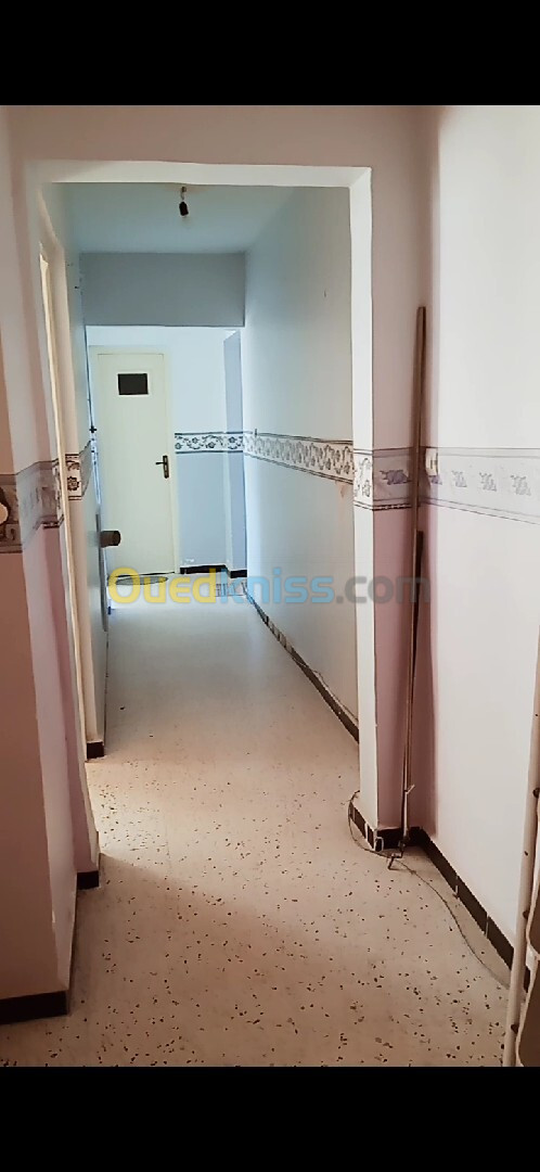 Vente Appartement F3 Alger Bouzareah