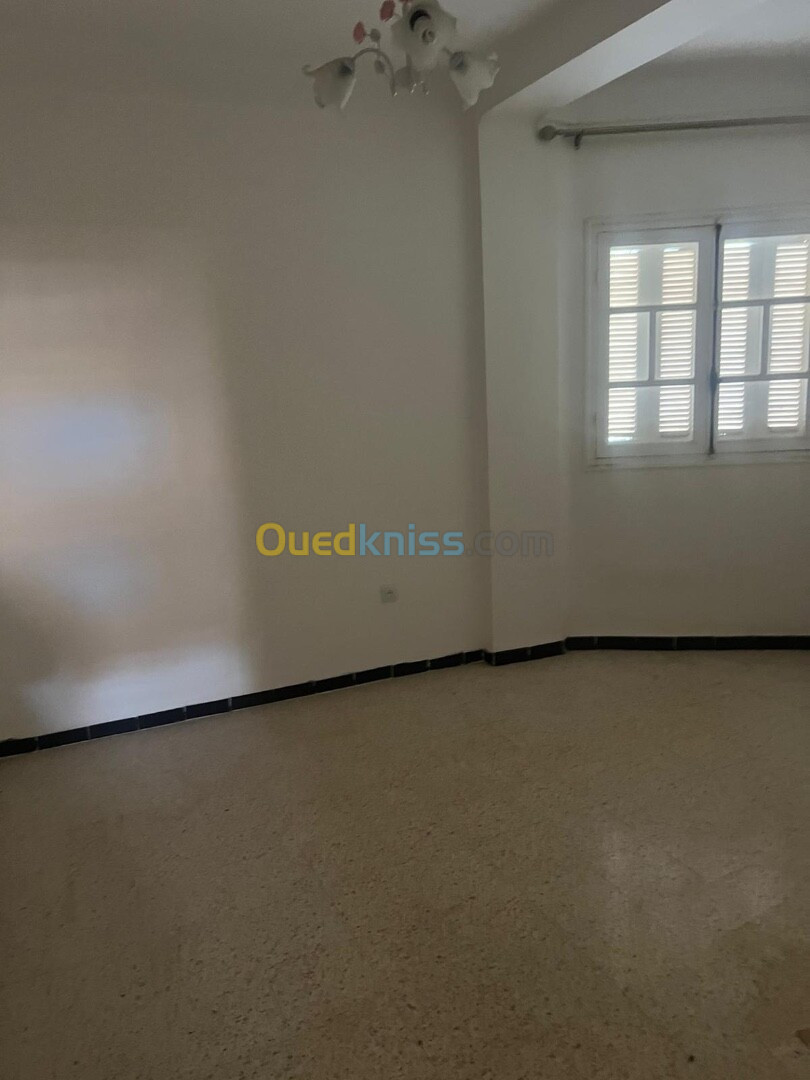 Vente Appartement F3 Blida Soumaa