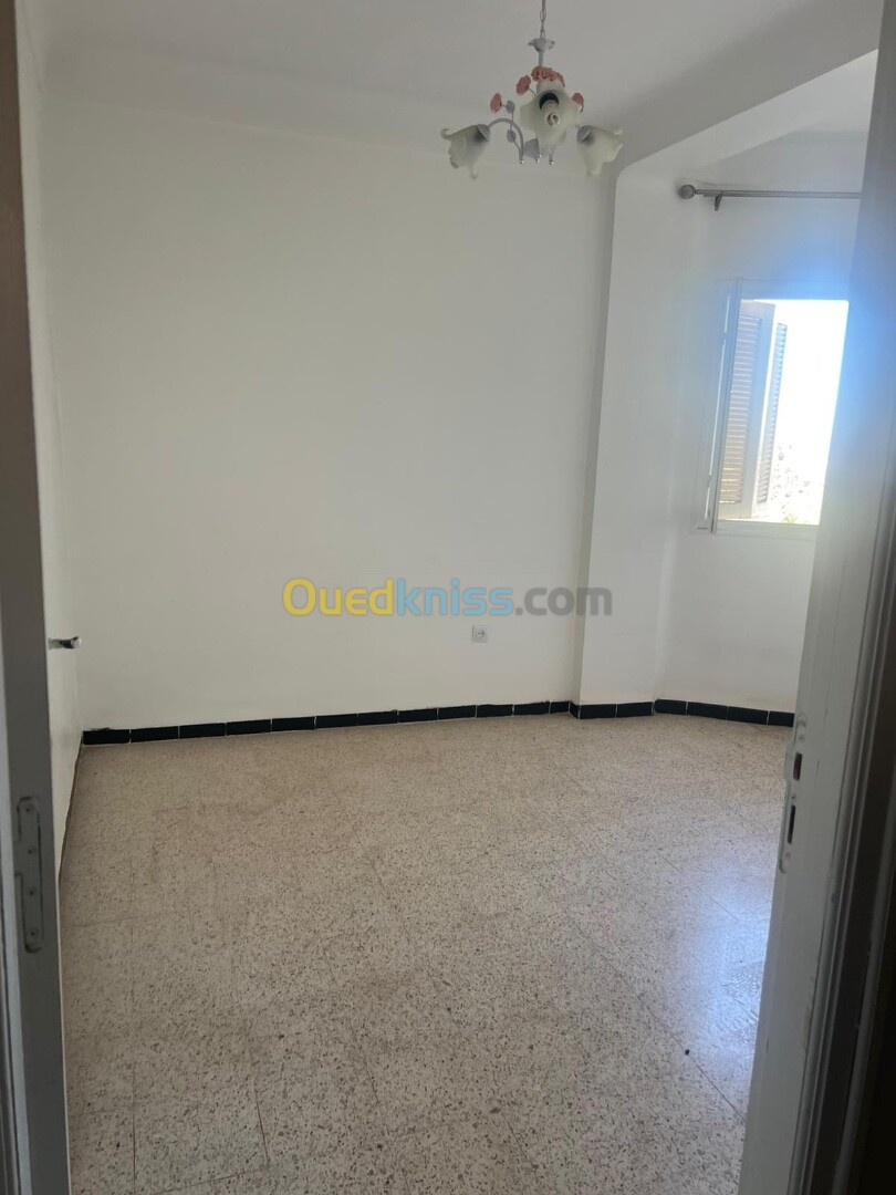 Vente Appartement F3 Blida Soumaa