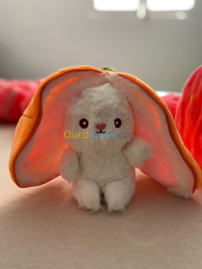 Lapin en peluche 