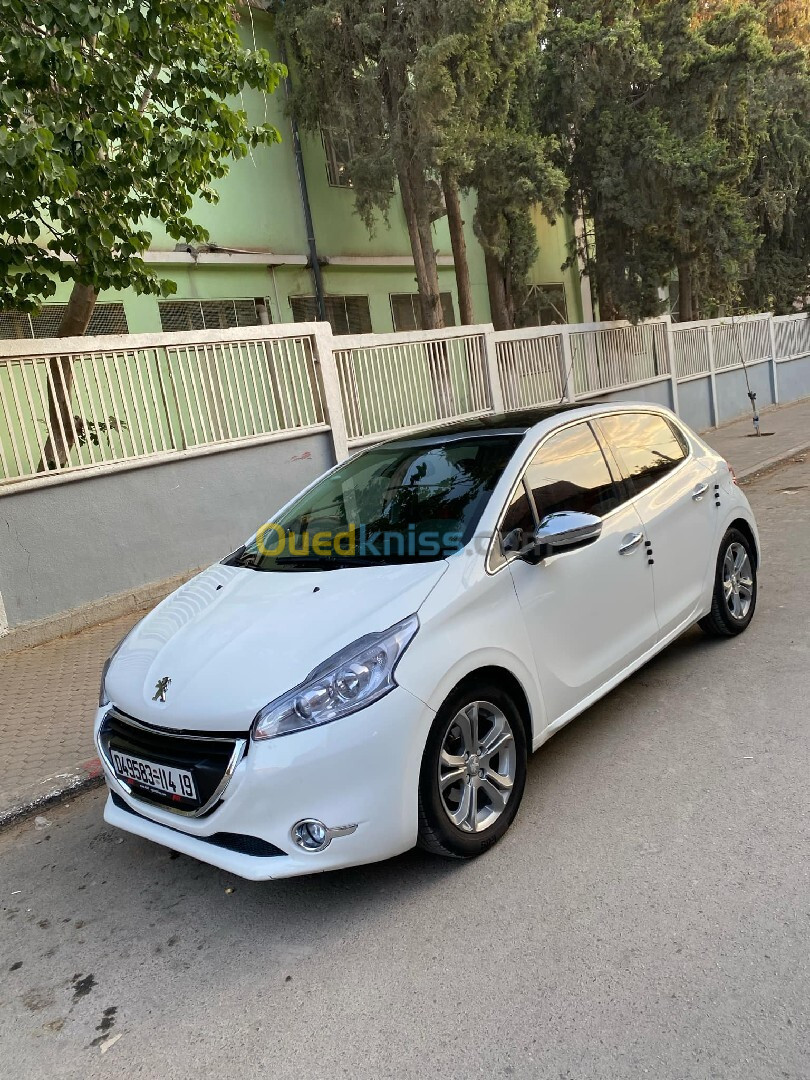 Peugeot 208 2014 Allure