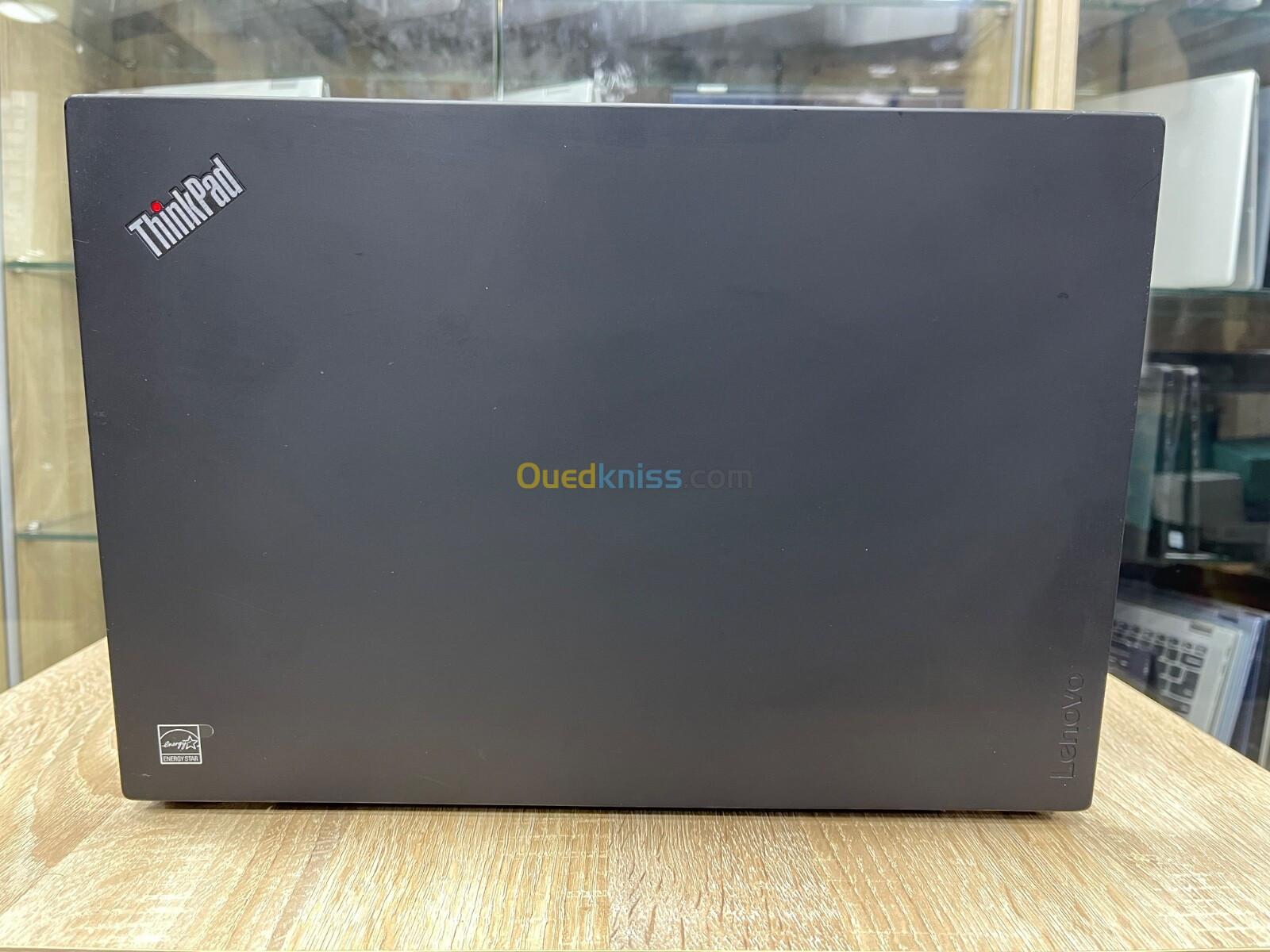 LAPTOP LENOVO THINKPAD T570 | i5 6eme | RAM 8Go | SSD 256Go | Écran 15,6 Tacile | Clavier Lum 